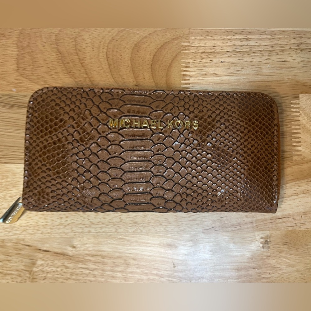 Michael Kors Jet Set Travel Snake Embossed Wallet